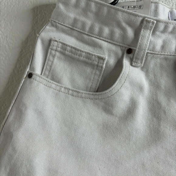 NWT Cotton On High Rise Mom Denim Short - Picture 5 of 6